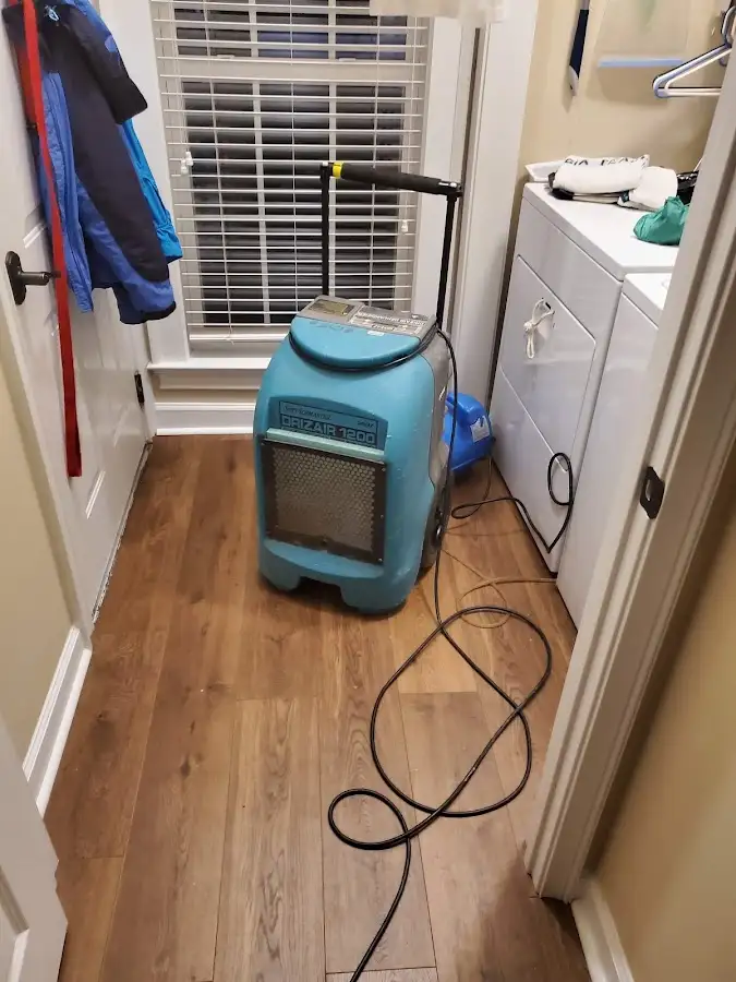 Commercial dehumidifier deployed for Crawl Space Restoration in Oak Grove
